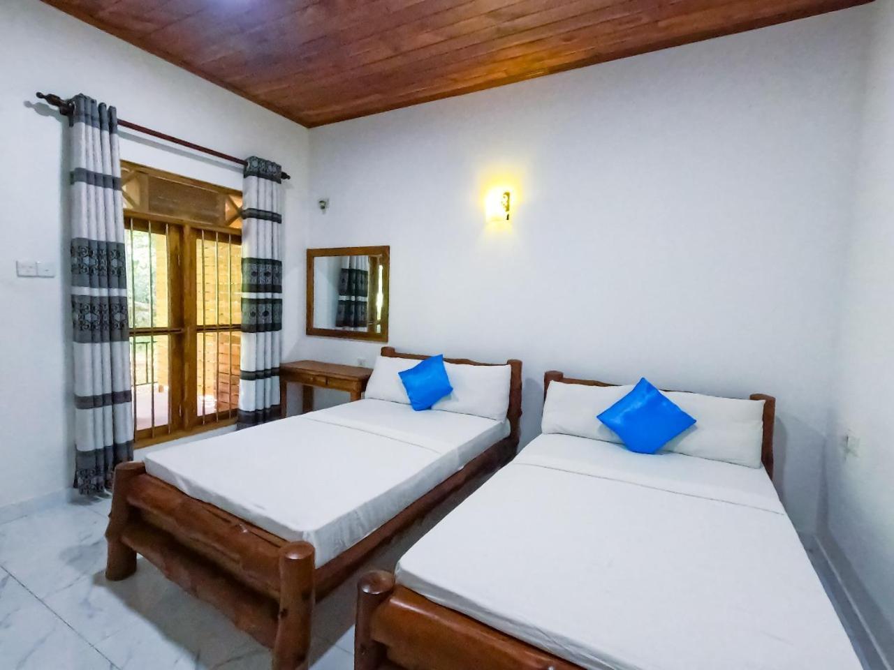 Wild Heaven Udawalawe Hotel Buitenkant foto