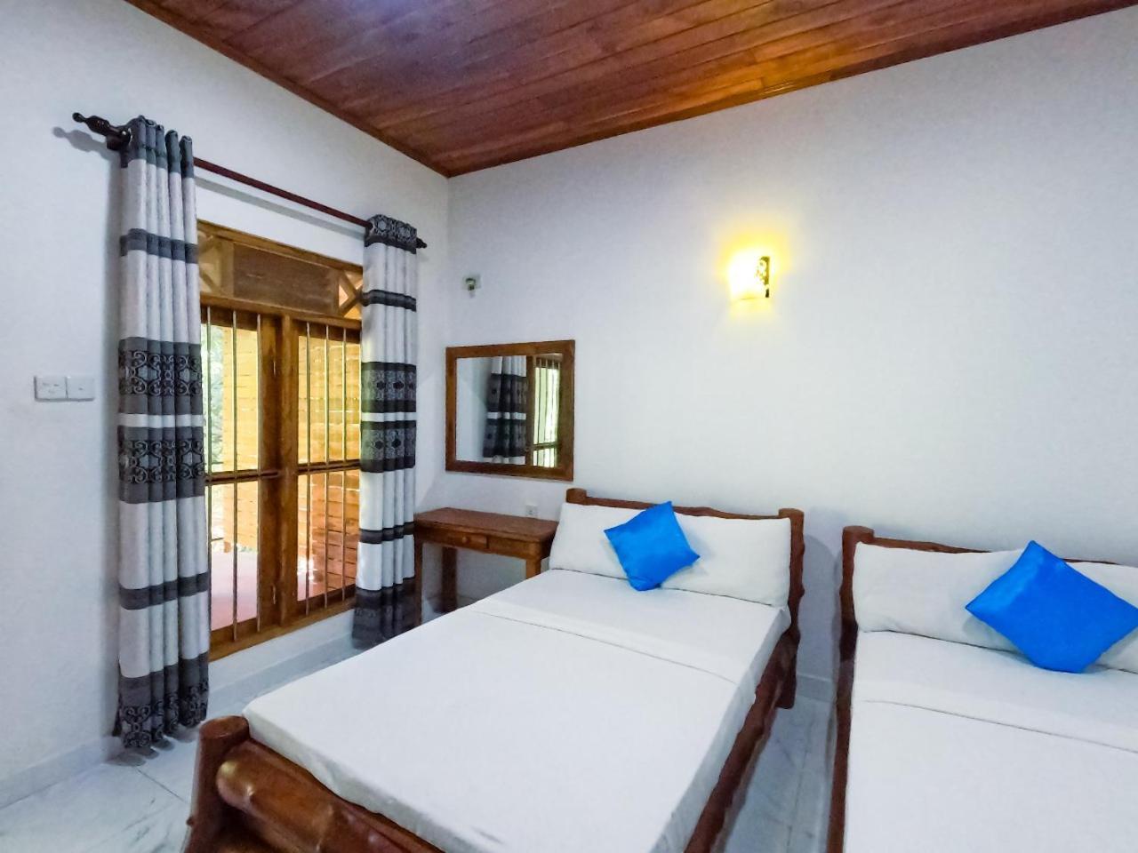 Wild Heaven Udawalawe Hotel Buitenkant foto