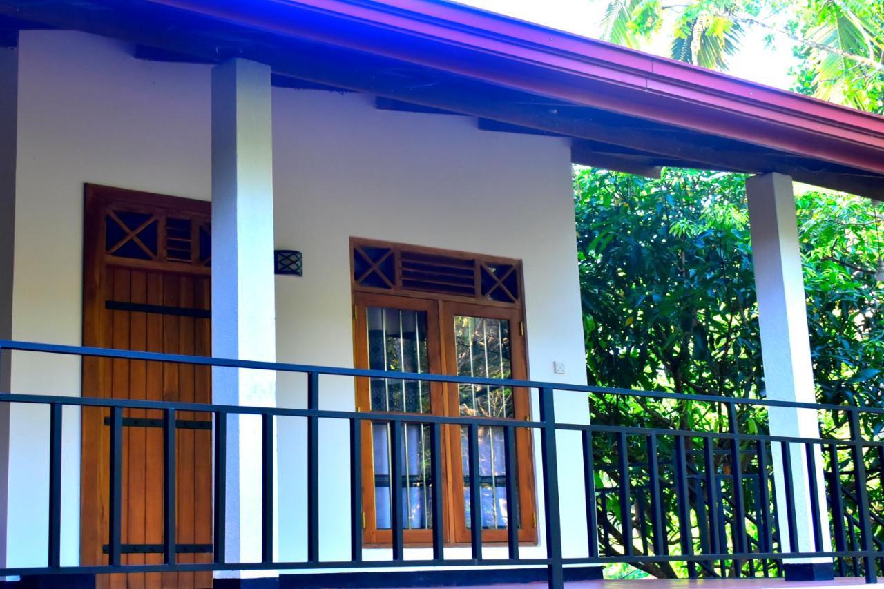Wild Heaven Udawalawe Hotel Buitenkant foto